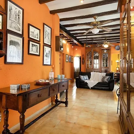 Apartment Tgn-historiccenter-playamediterrani-gastro-wifi-ac14 *